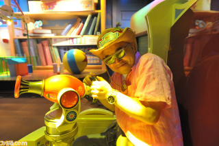 Illustration for article titled From Japanese Gaming Hero to...Disney Tour Guide